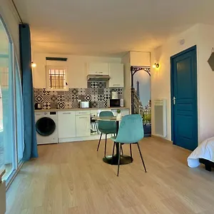 Draguignan, Centre Wifi Jolie Deco , Draguignan France